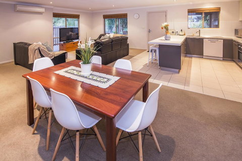 Boardwalk - Accommodation NT 13