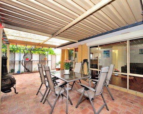 Ocean View Villas - 2 Bedroom Villa In Quiet Complex - NT Tourism 9