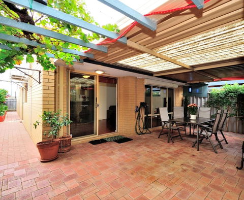 Ocean View Villas - 2 Bedroom Villa In Quiet Complex - NT Tourism 10