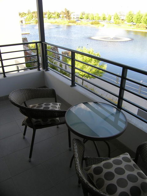 Swan Valley Townhouse - NT Tourism 24