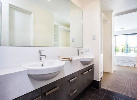 Swan Valley Townhouse - NT Tourism 3