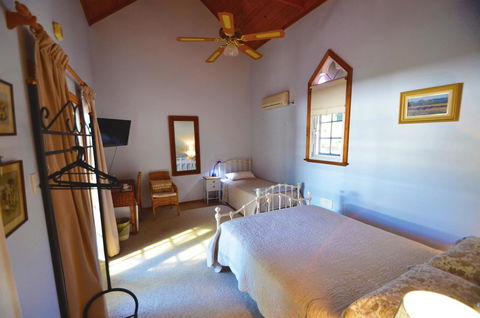 RoseMoore Bed & Breakfast - NT Tourism 9