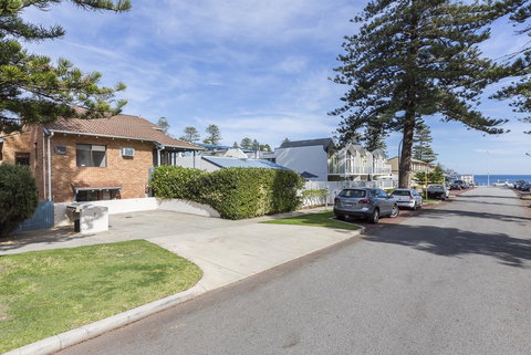 Cottesloe Sea Salt Abode - Executive Escapes - Accommodation NT 15