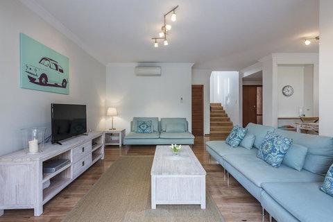 Cottesloe Sea Salt Abode - Executive Escapes - Accommodation NT 2