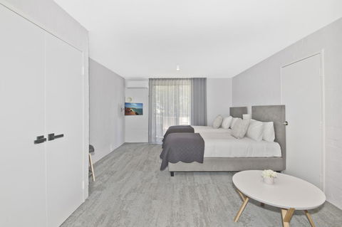Atrium Hotel Mandurah - Accommodation NT 23