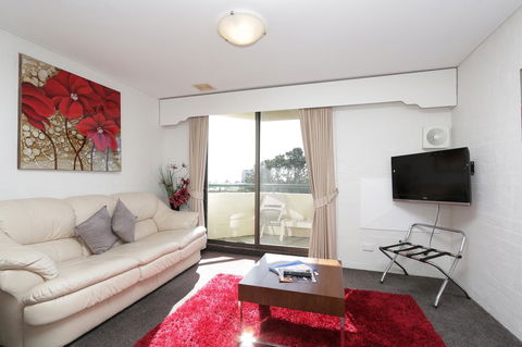 Atrium Hotel Mandurah - Accommodation NT 42