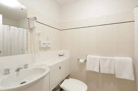 Atrium Hotel Mandurah - Accommodation NT 37