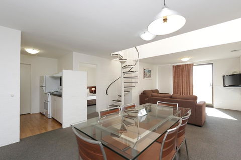 Atrium Hotel Mandurah - Accommodation NT 17