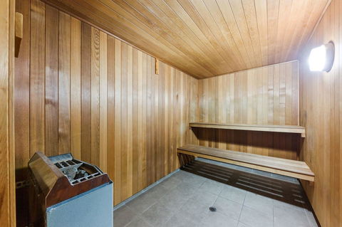 The Executive Penthouse - NT Tourism 22