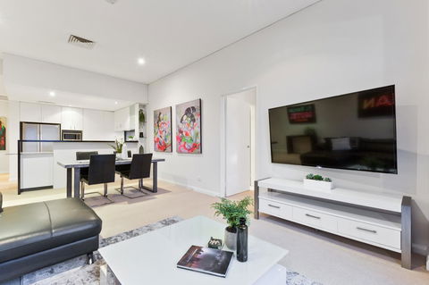 The Executive Penthouse - NT Tourism 7