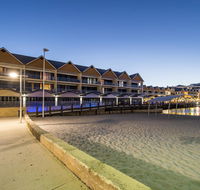 Dolphin Quay Apartments - NT Tourism