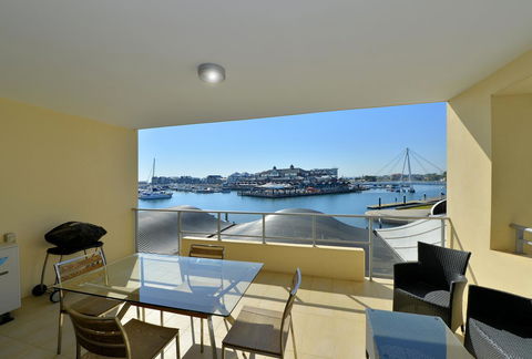 Dolphin Quay Apartments - Accommodation NT 8
