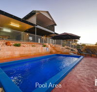 3 Kestrel Place - PRIVATE JETTY  POOL - Accommodation NT