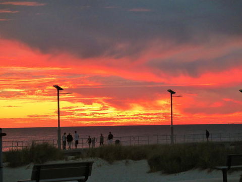 Jurien Beachfront Holiday Units - NT Tourism 32