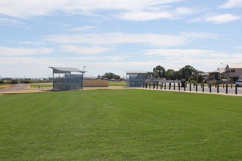 Jurien Beachfront Holiday Units - NT Tourism 24