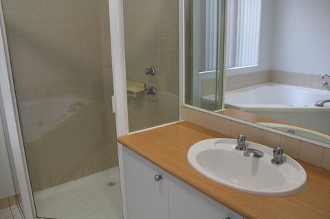 Mandurah Ocean Marina Chalets - Accommodation NT 25