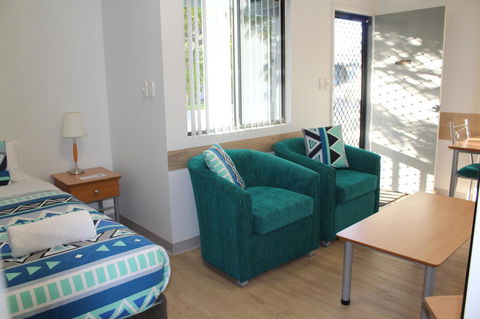 Mandurah Ocean Marina Chalets - Accommodation NT 33