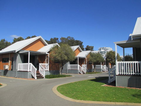 Mandurah Ocean Marina Chalets - Accommodation NT 37