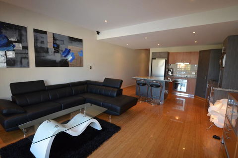 The Arcadia Apartment - NT Tourism 8