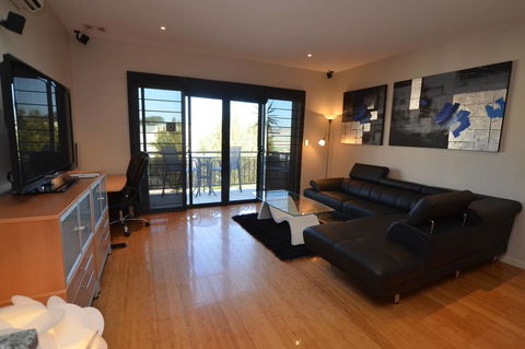 The Arcadia Apartment - NT Tourism 3