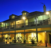 Clifton Motel  Grittleton Lodge - NT Tourism