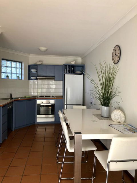 Scarborough Beach Front Resort - Shell Four - NT Tourism 11