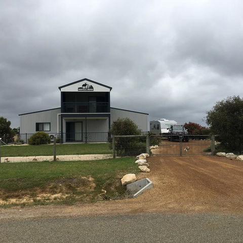 Barnville@Bremer - NT Tourism 0
