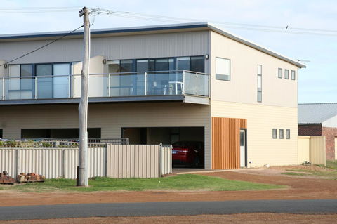 Hopetoun Motel & Chalet Village - Accommodation NT 21