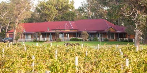 Burton Farmhouse - NT Tourism 10