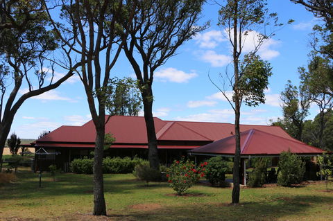 Burton Farmhouse - NT Tourism 3