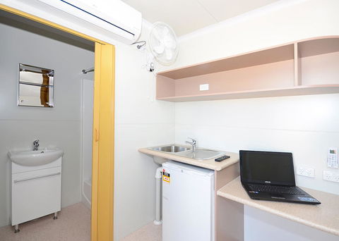 Meekatharra Accommodation Centre - Accommodation NT 9