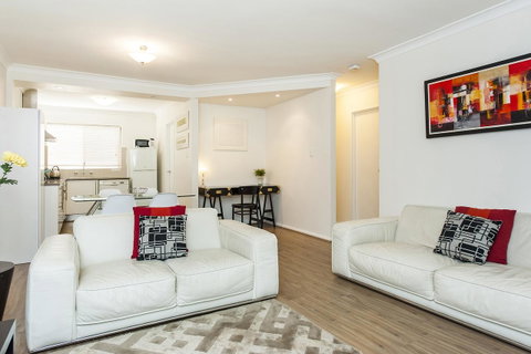 Forrest St - Accommodation NT 2