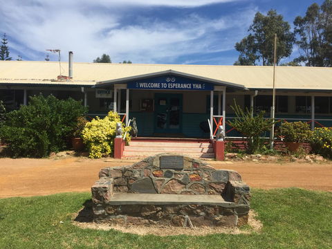 Esperance YHA - NT Tourism 6