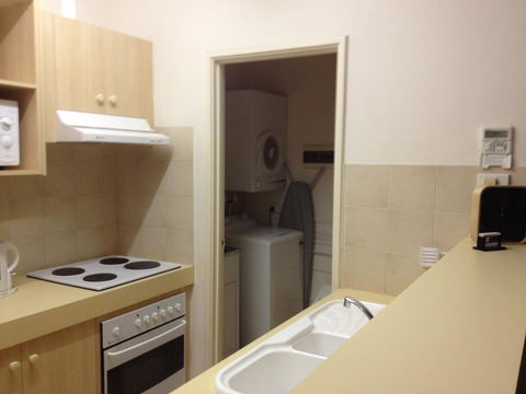Dragonfly Apartment On Regal - NT Tourism 15