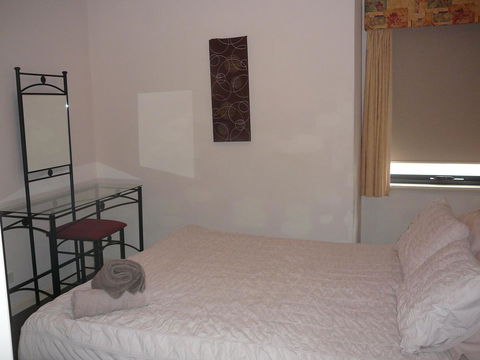 Dragonfly Apartment On Regal - NT Tourism 12