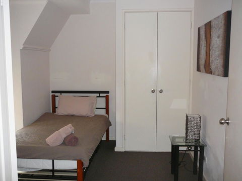 Dragonfly Apartment On Regal - NT Tourism 13