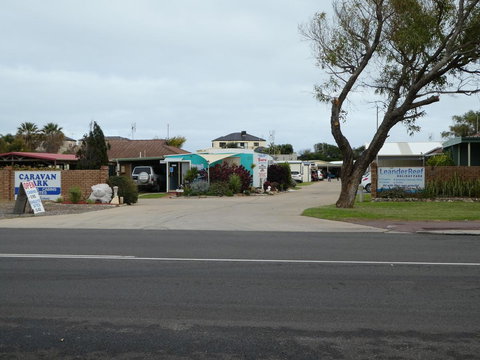 Leander Reef Holiday Park - Accommodation NT 15