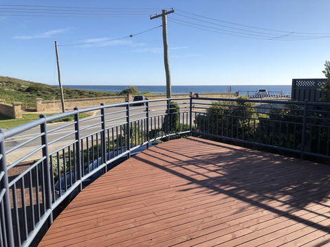 Halls Head Beach House - Accommodation NT 0
