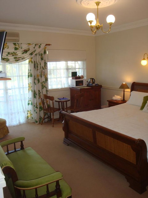 Lanterns Retreats - Accommodation NT 17