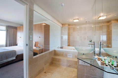 Gateway Hotel By Nightcap Plus - Accommodation NT 31