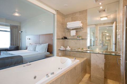 Gateway Hotel By Nightcap Plus - Accommodation NT 5