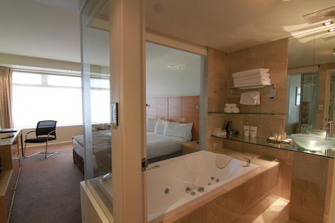 Gateway Hotel By Nightcap Plus - Accommodation NT 44