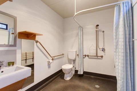 Swansea Beach Chalets - NT Tourism 30