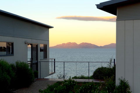Swansea Beach Chalets - NT Tourism 2