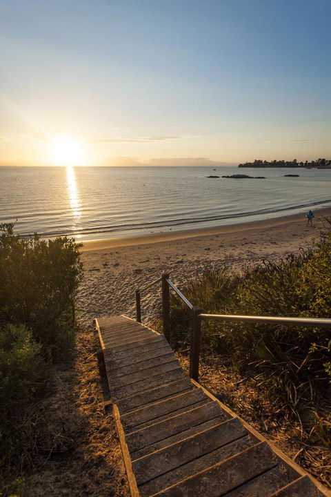 Swansea Beach Chalets - NT Tourism 22