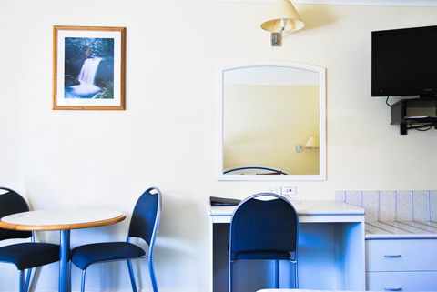 Comfort Inn Devonport - Accommodation NT 43