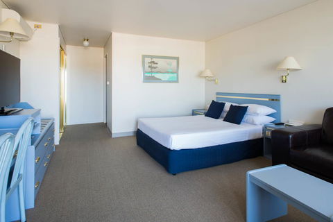 Comfort Inn Devonport - Accommodation NT 44