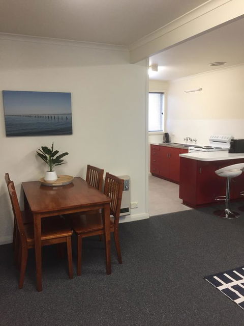 Old Pier Apartments - NT Tourism 5