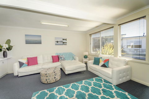Old Pier Apartments - NT Tourism 14