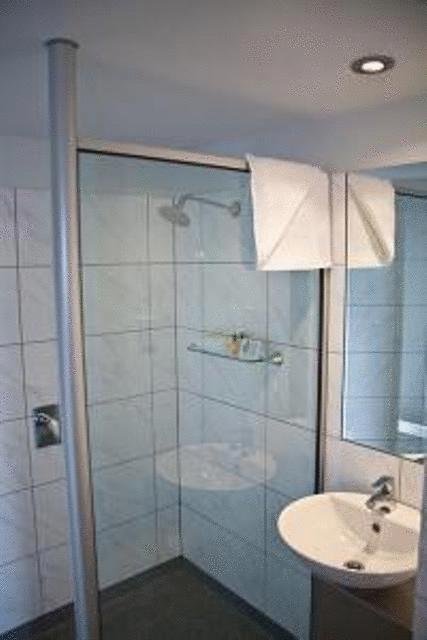 Brighton Hotel Motel - Accommodation NT 13